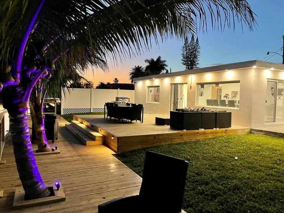 5-Star Lakefront Oasis In Hollywood-Hard Rock Casino Форт Лодърдейл Екстериор снимка