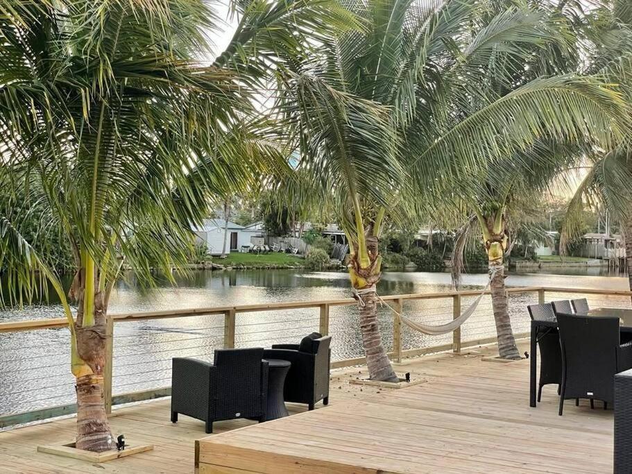 5-Star Lakefront Oasis In Hollywood-Hard Rock Casino Форт Лодърдейл Екстериор снимка