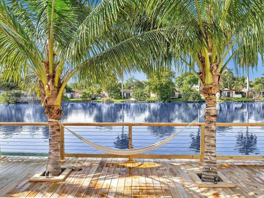 5-Star Lakefront Oasis In Hollywood-Hard Rock Casino Форт Лодърдейл Екстериор снимка